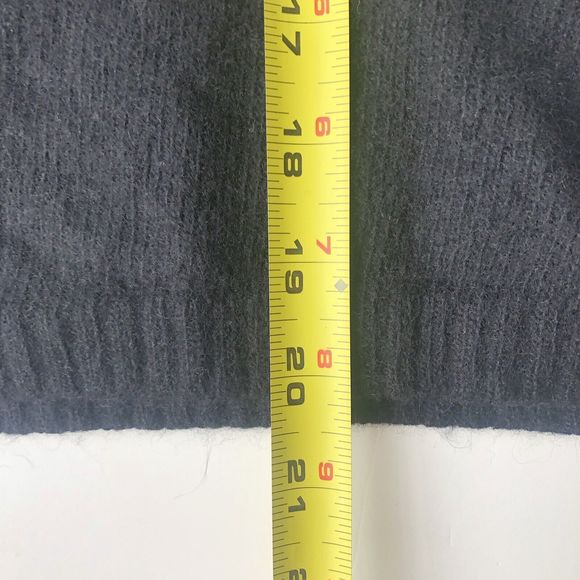 J. Crew Black Knit Cashmere Wool Angora Rabbit Hair Rayon Blend Sweater Women M - Picture 8 of 8